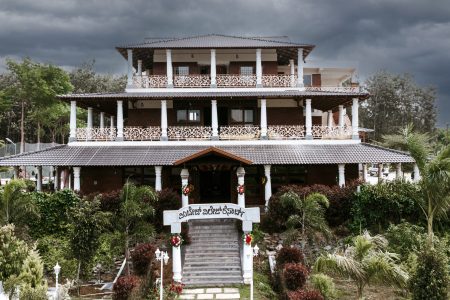 Vintage Village Resort